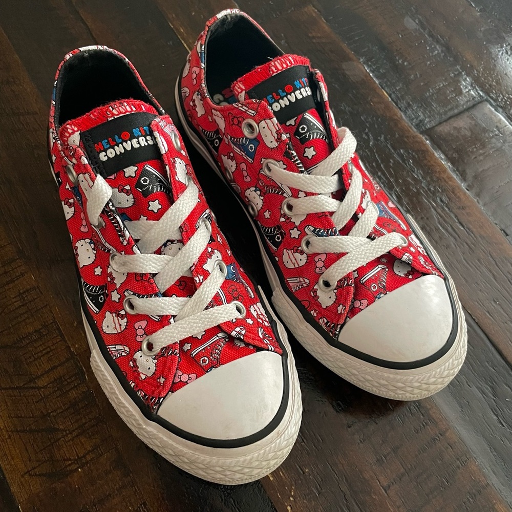 Hello kitty converse